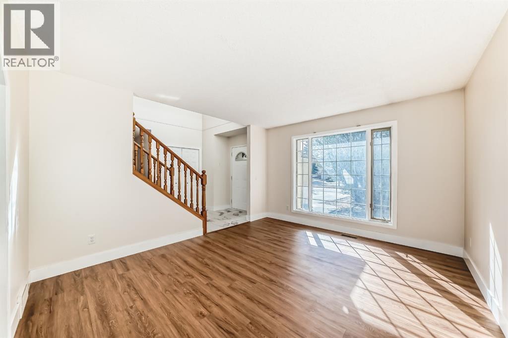 320 Sunmills Drive SE, Calgary, Alberta  T2X 3E7 - Photo 21 - A2291788