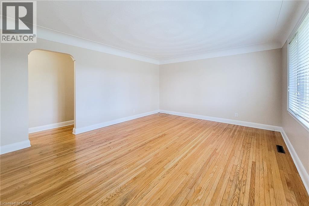 183 Allenby Avenue, Hamilton, Ontario  L9A 2V1 - Photo 16 - 40829341