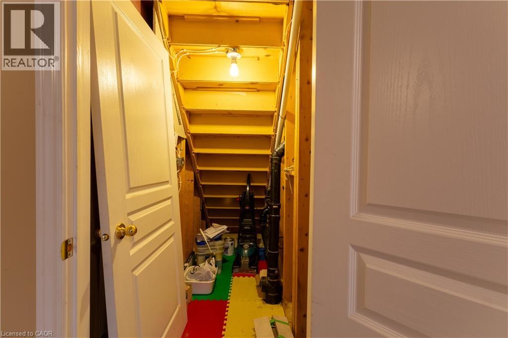 4066 Medland Drive, Burlington, Ontario  L7M 4Z6 - Photo 29 - 40828613