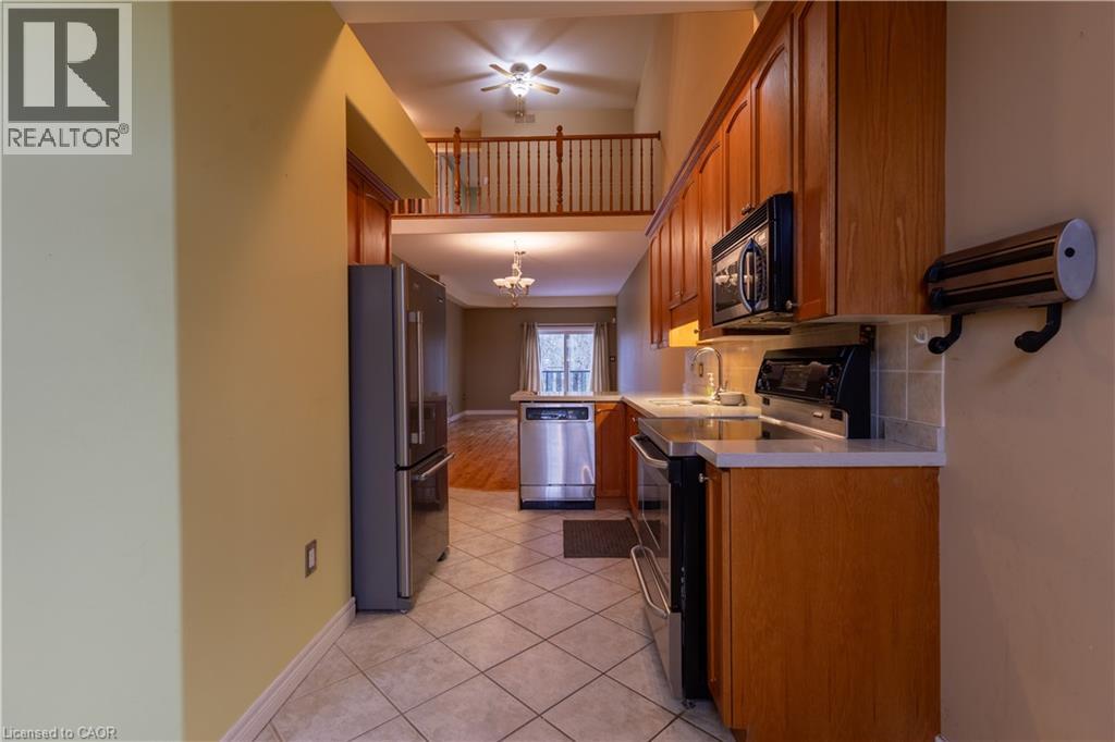 4066 Medland Drive, Burlington, Ontario  L7M 4Z6 - Photo 5 - 40828613