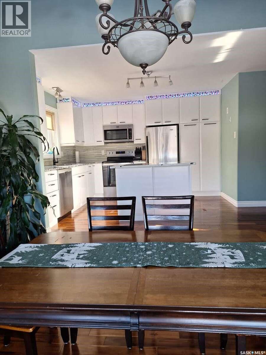 819 Morris Crescent N, Regina, Saskatchewan  S4X 2L6 - Photo 7 - SK035343