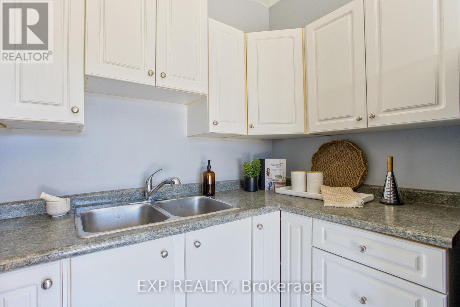 292 Fairfield Avenue, Hamilton, Ontario  L8H 5H6 - Photo 15 - X13115964