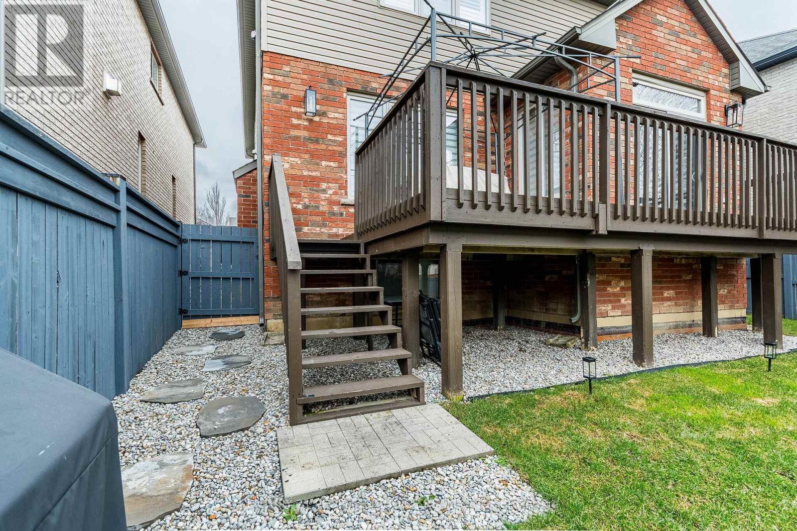 147 Garinger Crescent, Hamilton, Ontario  L0R 1C0 - Photo 49 - X13116090