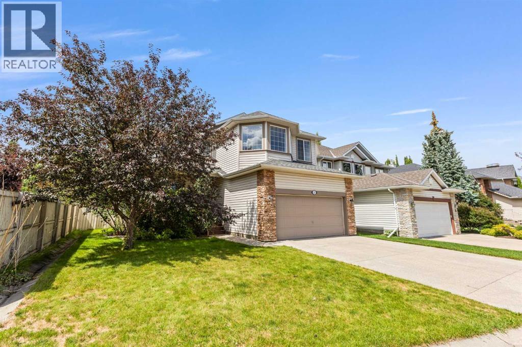 11 Simcoe Crescent SW, Calgary, Alberta  T3H 4K6 - Photo 3 - A2292695