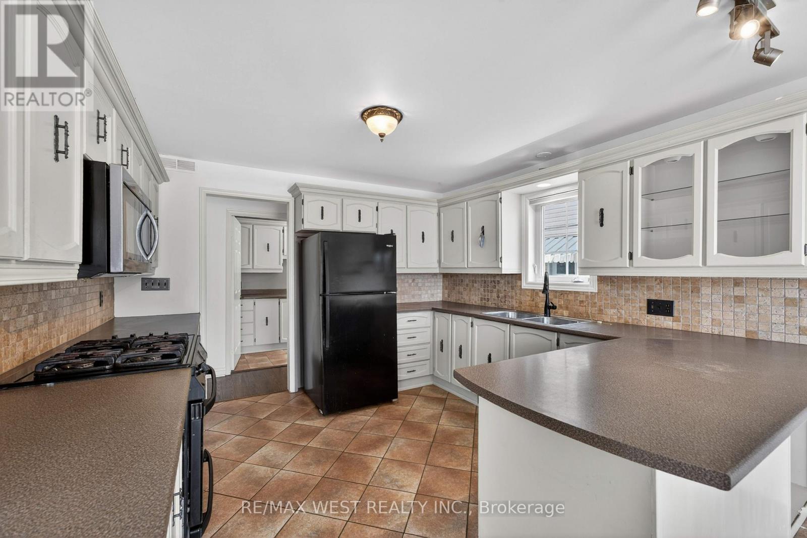 937 Alpine Court, Kingston, Ontario  K7P 1N8 - Photo 9 - X13116278