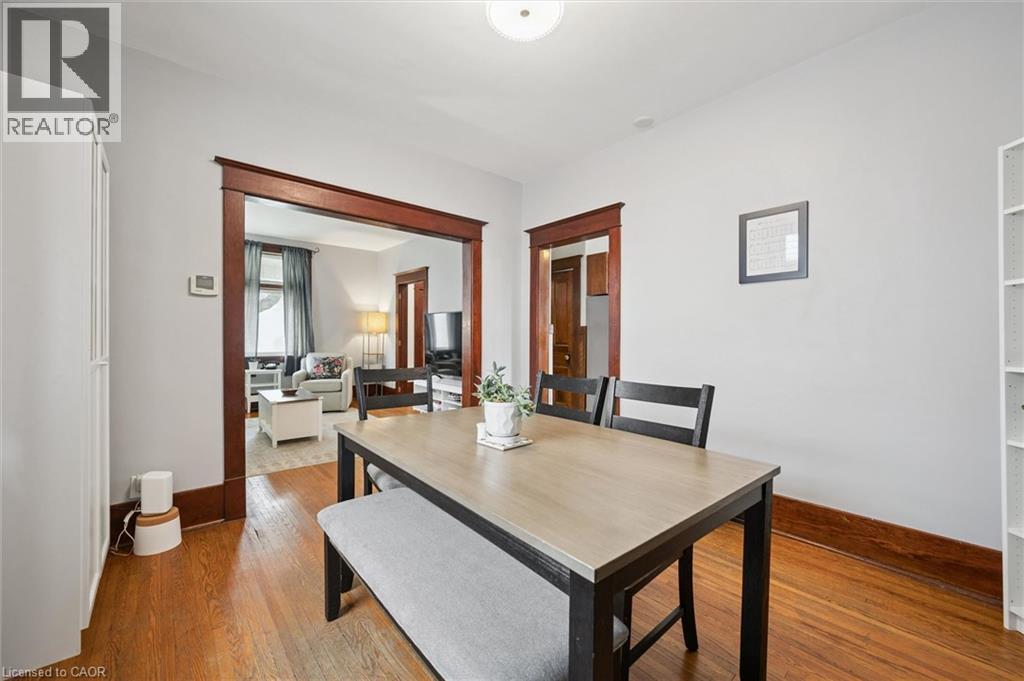 156 Norfolk Street, Stratford, Ontario  N5A 3Y9 - Photo 8 - 40823419