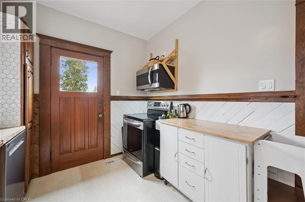 156 Norfolk Street, Stratford, Ontario  N5A 3Y9 - Photo 10 - 40823419