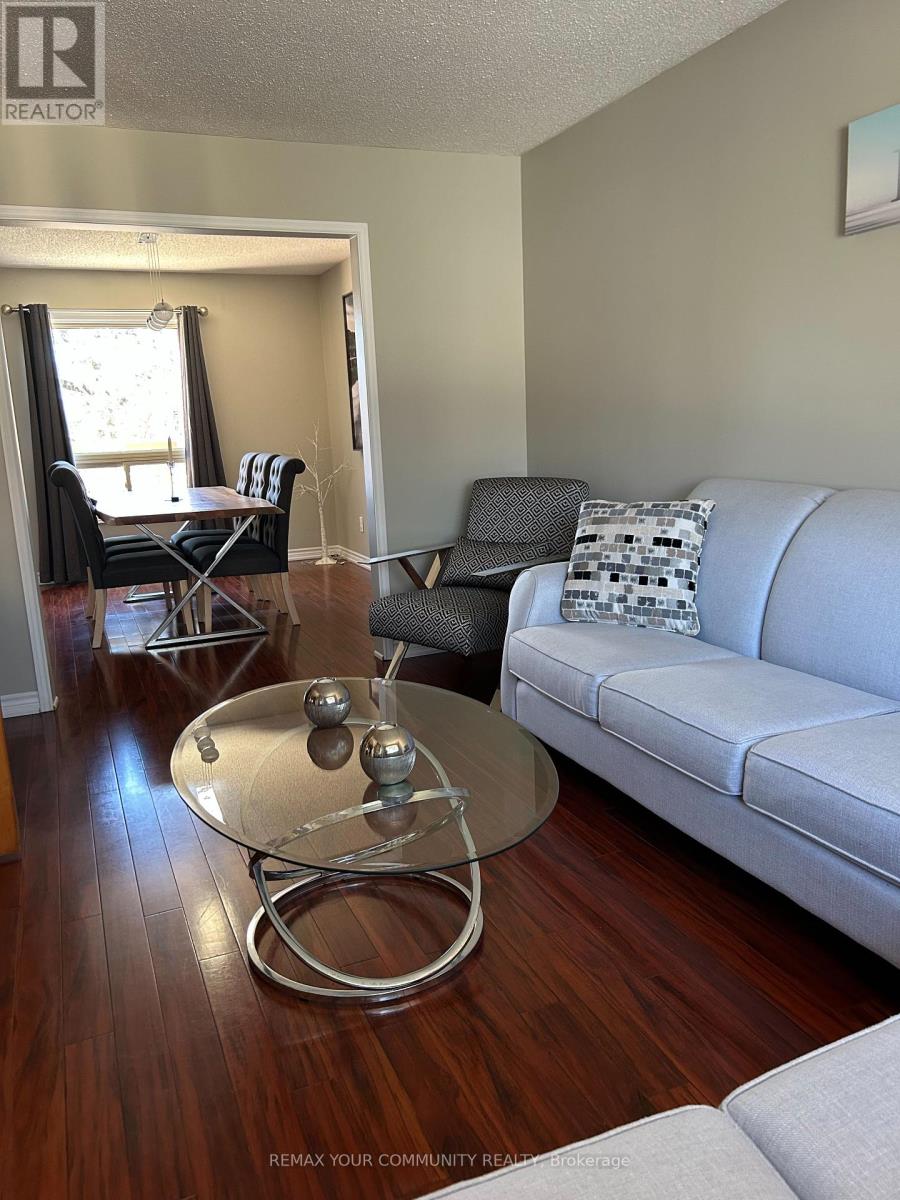 19 St. Michael's Crescent, Caledon, Ontario  L7E 5Z2 - Photo 6 - W13079770