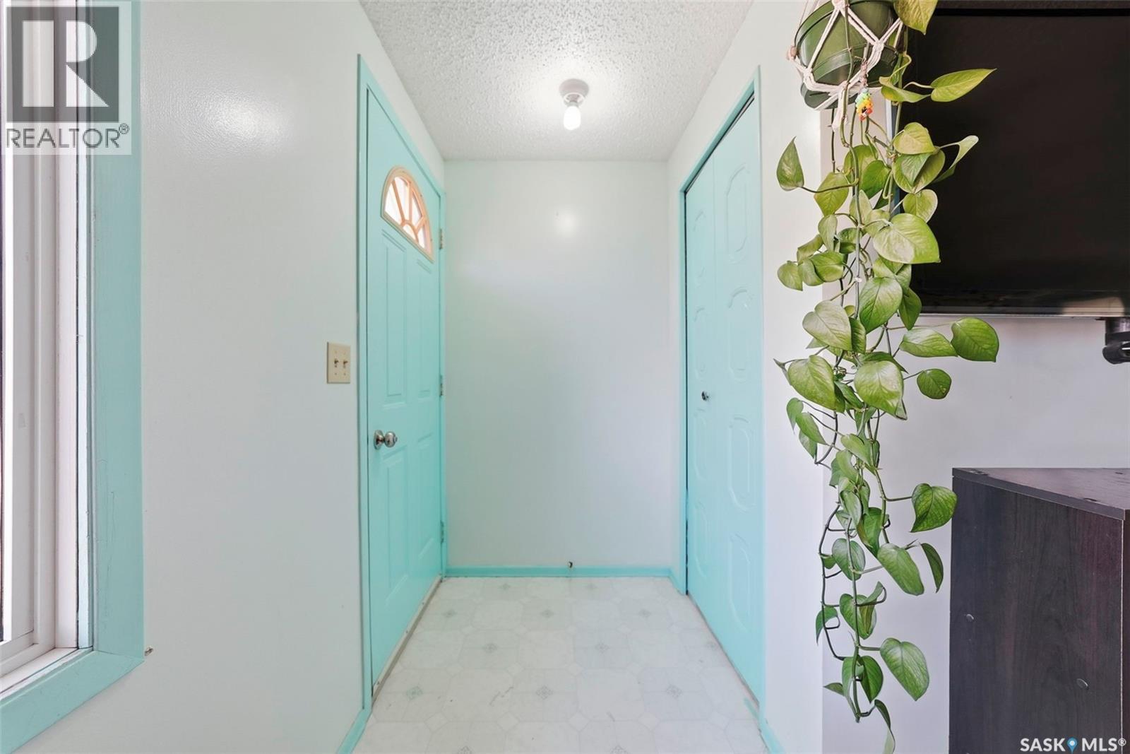 301 Clover Avenue, Dalmeny, Saskatchewan  S0K 1E0 - Photo 2 - SK035702