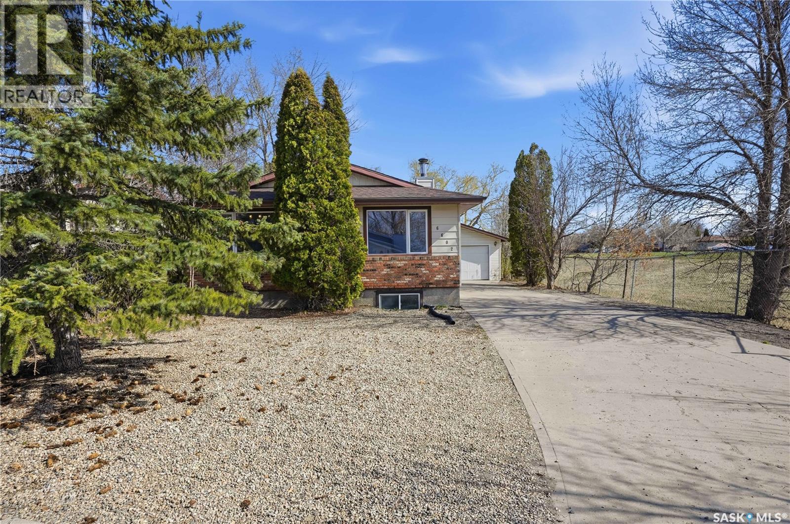 6602 Collins Bay, Regina, Saskatchewan  S4X 1T2 - Photo 2 - SK035694