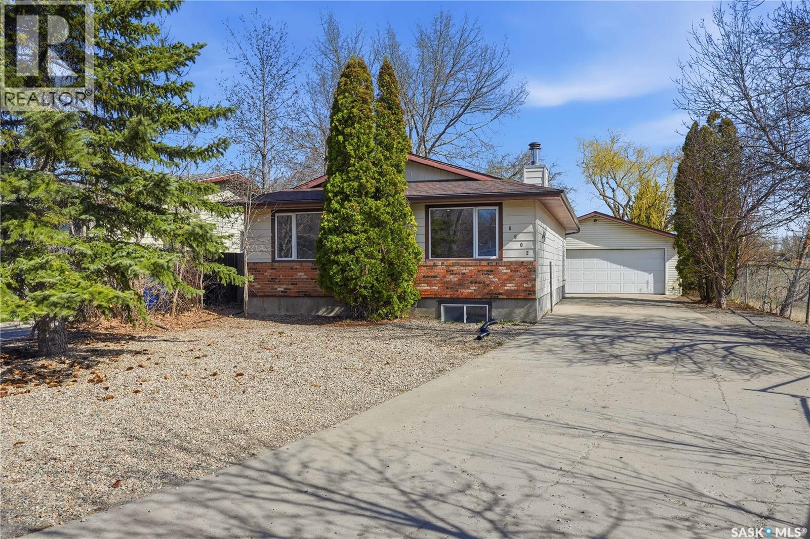 6602 Collins Bay, Regina, Saskatchewan  S4X 1T2 - Photo 3 - SK035694
