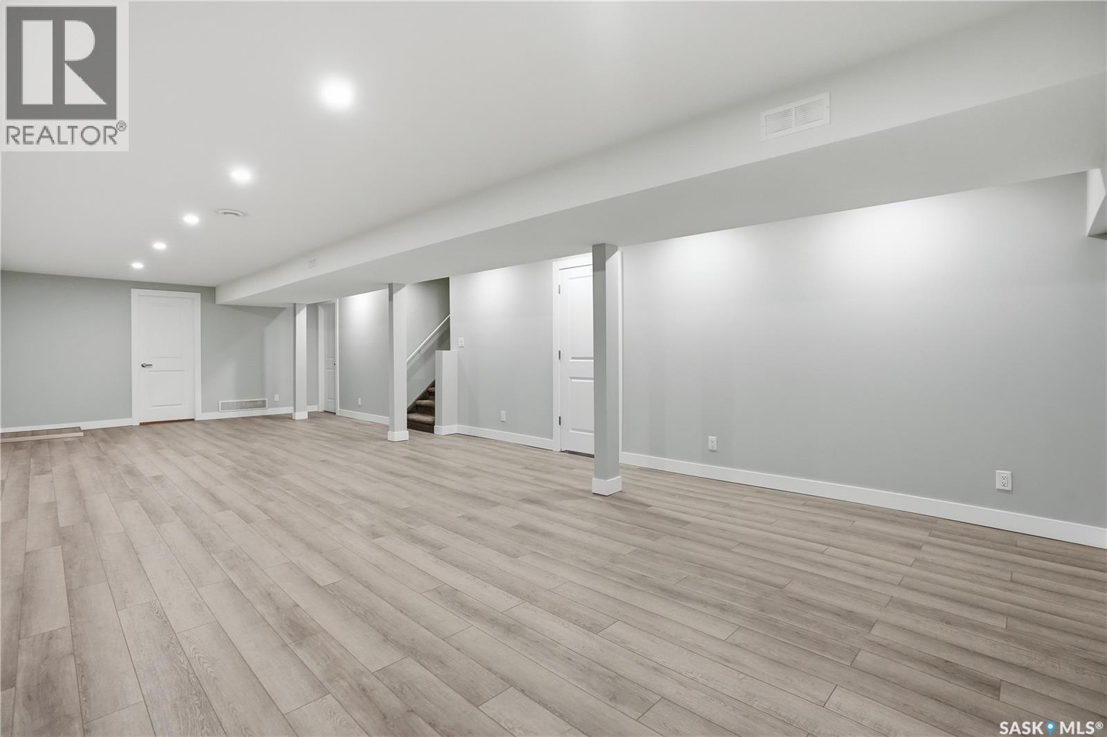 6602 Collins Bay, Regina, Saskatchewan  S4X 1T2 - Photo 31 - SK035694