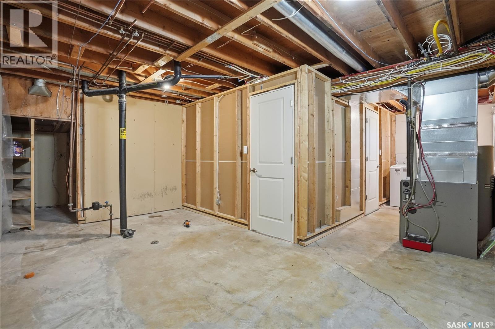 6602 Collins Bay, Regina, Saskatchewan  S4X 1T2 - Photo 37 - SK035694