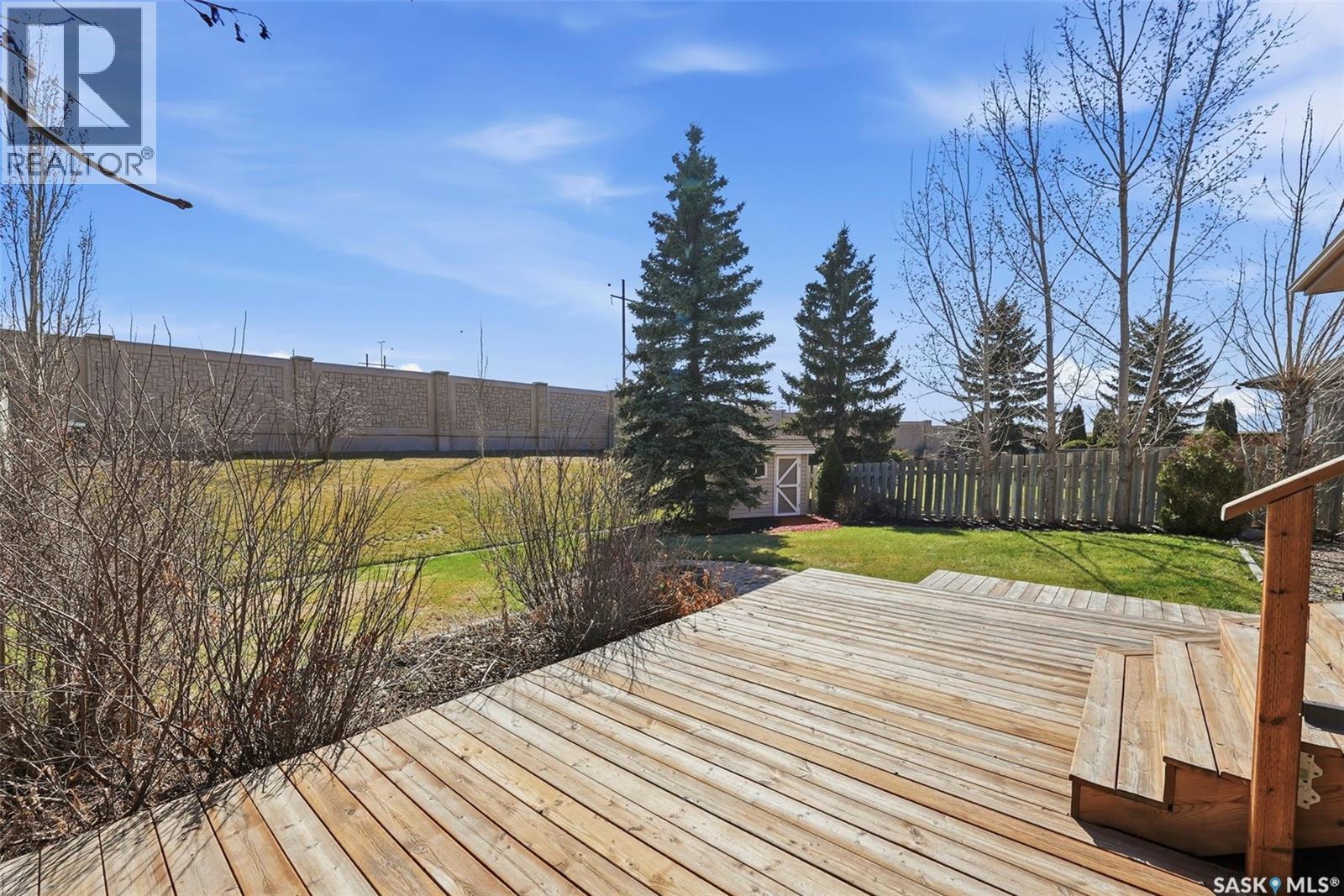 463 Buckwold Cove, Saskatoon, Saskatchewan  S7N 4W1 - Photo 32 - SK035683