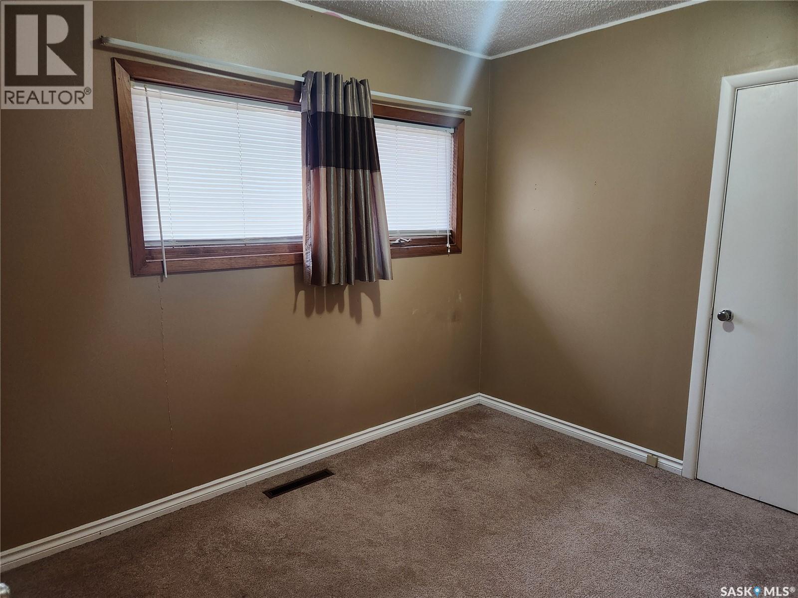 1018 108th Avenue, Tisdale, Saskatchewan  S0E 1T0 - Photo 14 - SK035673