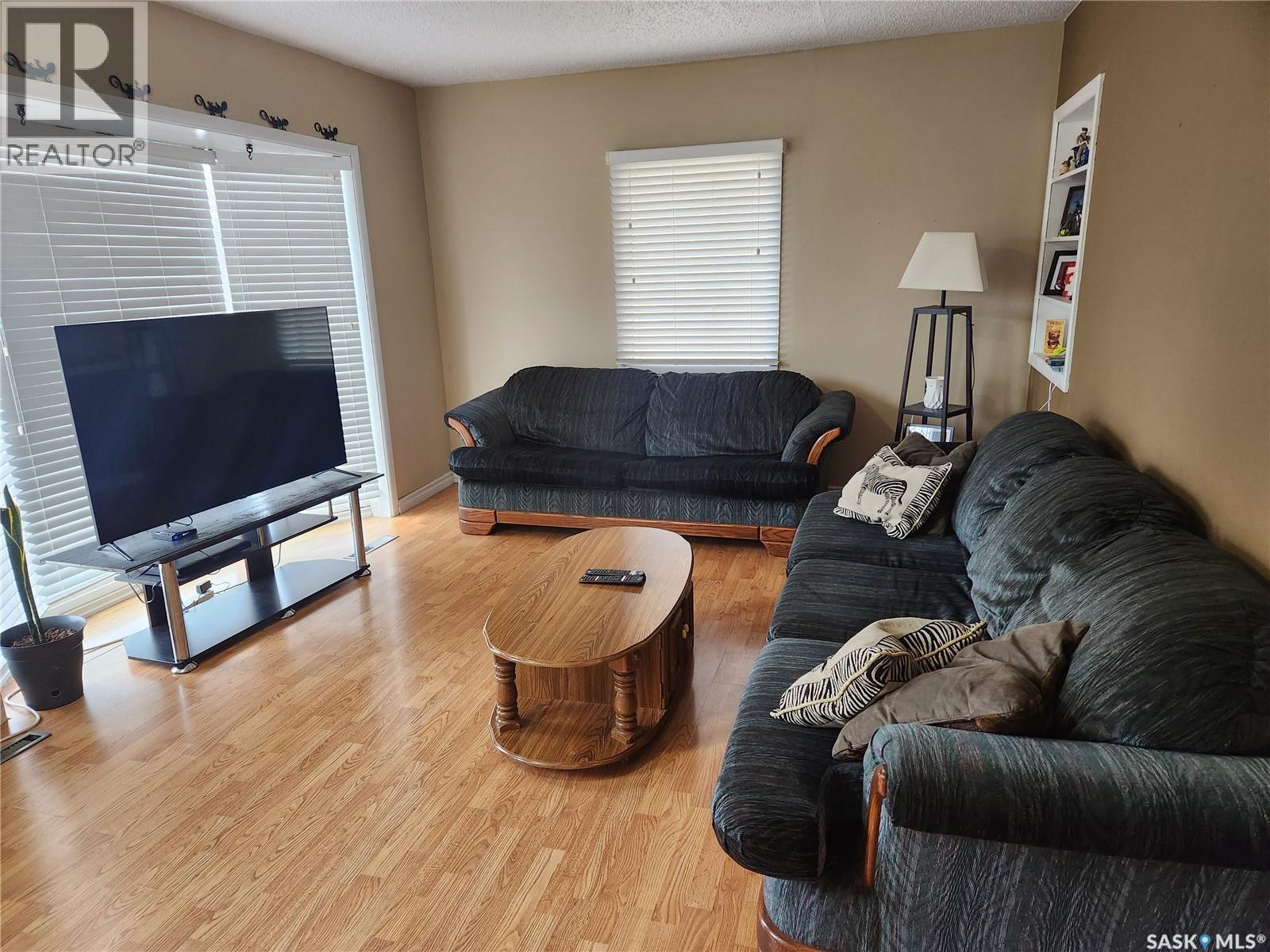 1018 108th Avenue, Tisdale, Saskatchewan  S0E 1T0 - Photo 4 - SK035673