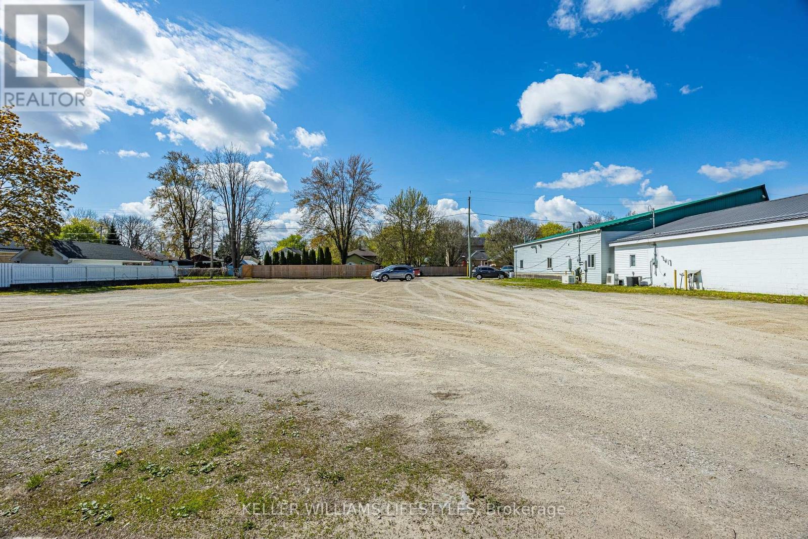 167 Ailsa Craig Main Street, North Middlesex, Ontario  N0M 1A0 - Photo 3 - X13116542