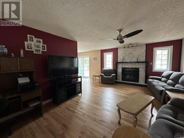 46 Bastedo Cres, Marathon, Ontario  P0T 2E0 - Photo 5 - TB2600989