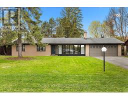 28 LEACOCK DRIVE, Ottawa, Ontario