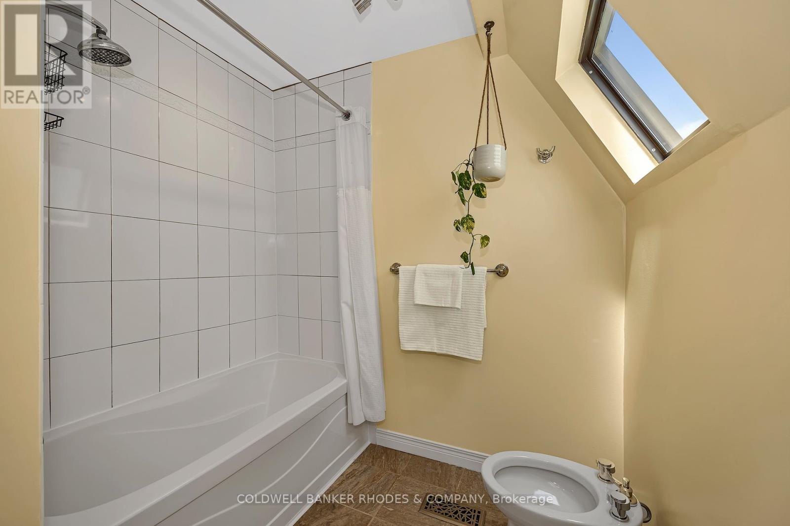 31 Fifth Avenue, Ottawa, Ontario K1S 2M3 - Photo 35 - X13116550