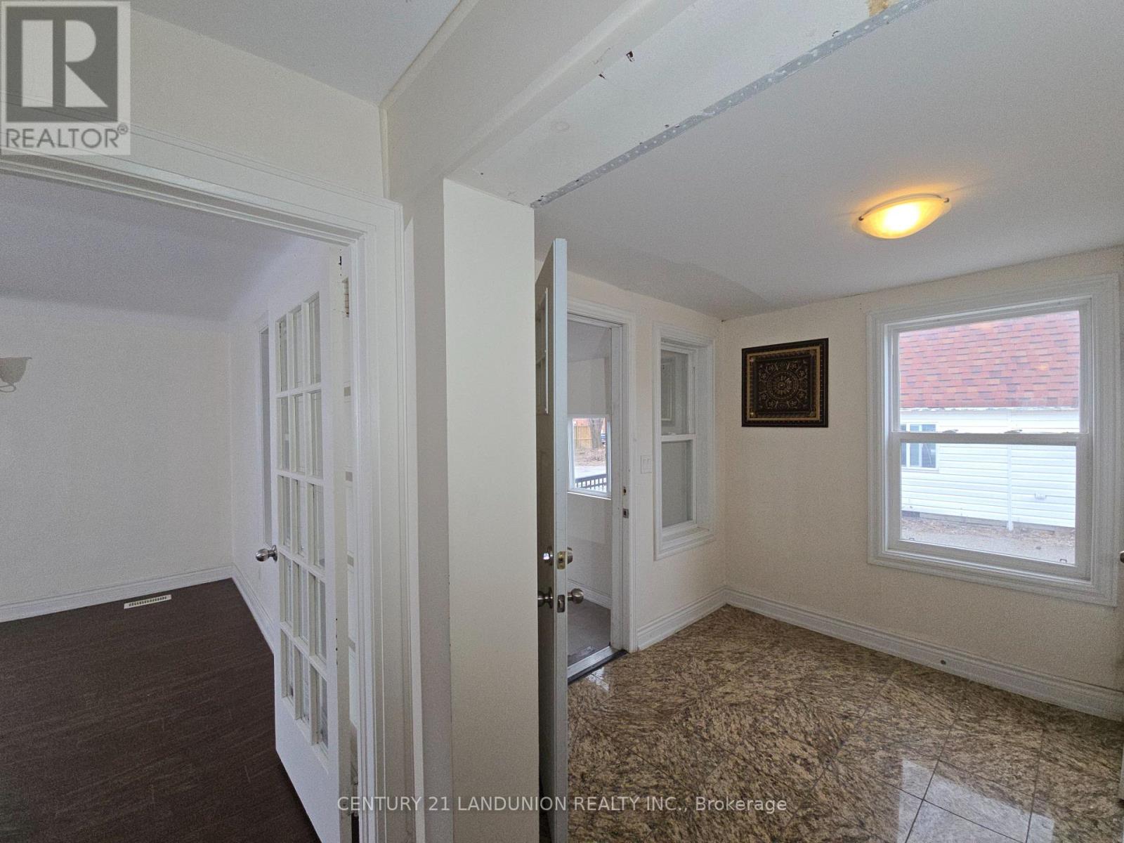 11960 Yonge Street, Richmond Hill, Ontario  L4E 3N6 - Photo 21 - N12933530