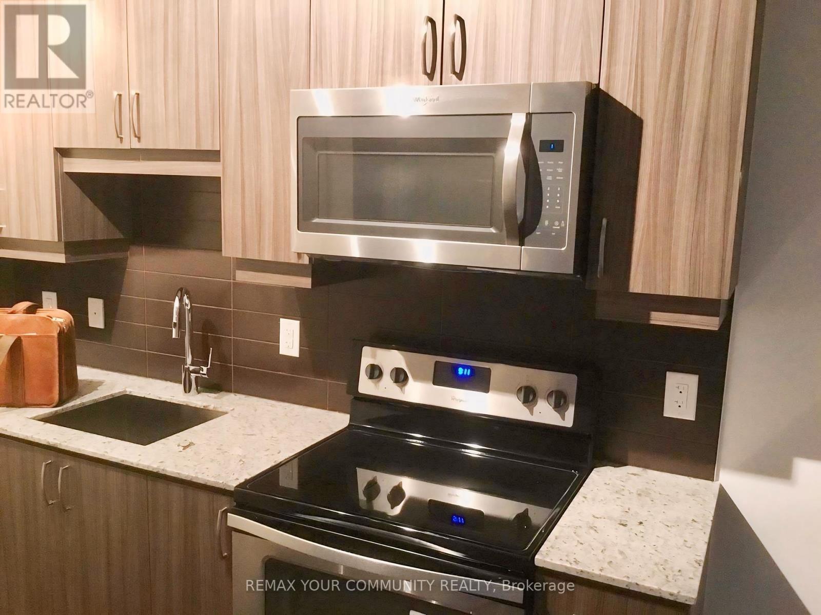 2209 - 9201 Yonge Street, Richmond Hill, Ontario  L4C 6Z2 - Photo 3 - N13115114
