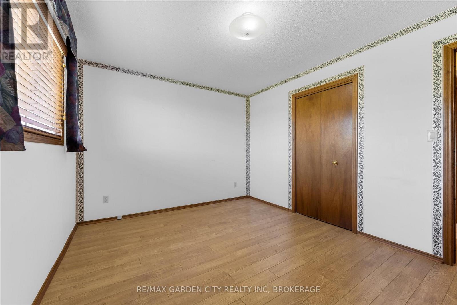 71 Hazel Street, St. Catharines, Ontario  L2T 4B8 - Photo 14 - X13116432