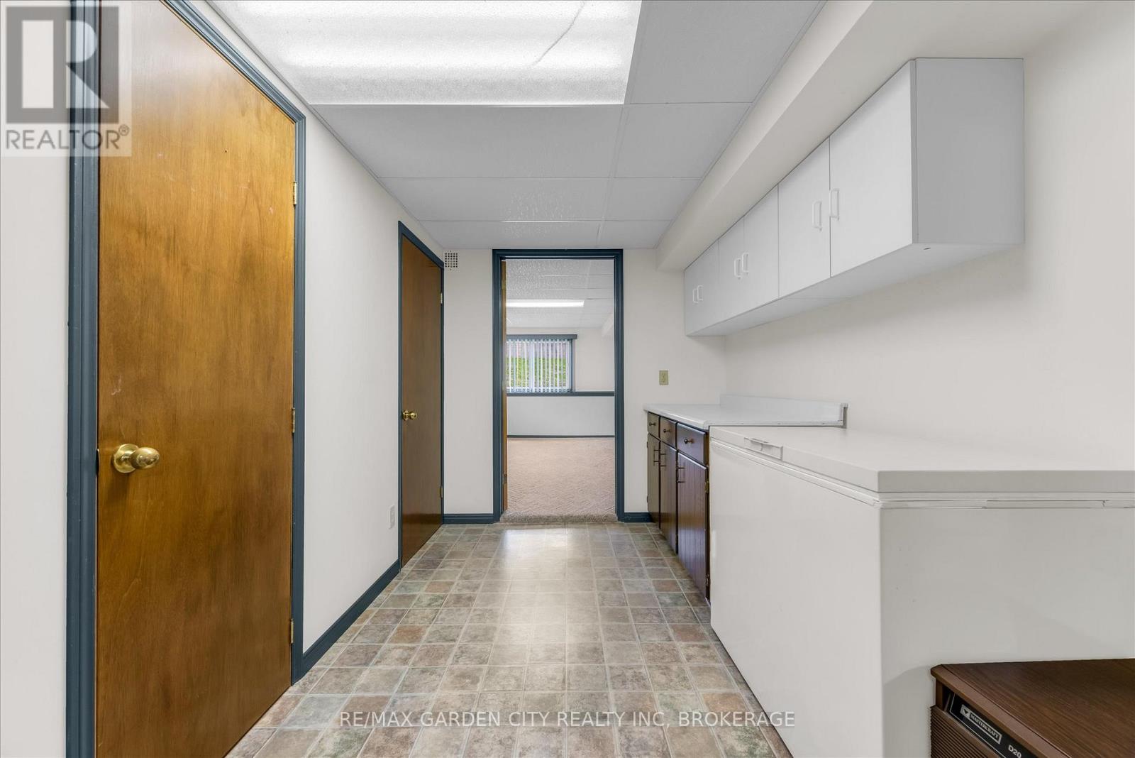71 Hazel Street, St. Catharines, Ontario  L2T 4B8 - Photo 17 - X13116432