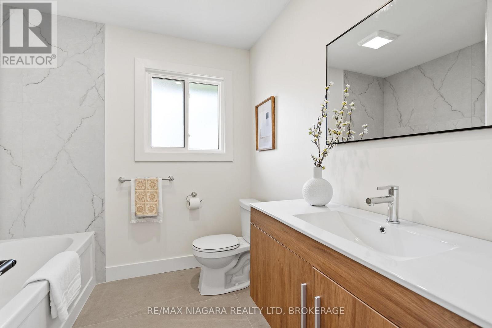 3555 Gainsborough Avenue, Niagara Falls, Ontario  L2J 2T9 - Photo 14 - X13116508