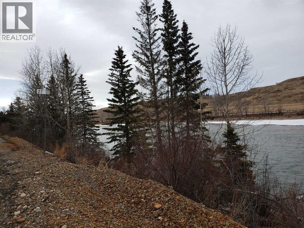 W:5 R:4 T:26 S:7 Q:se &ne,& NW, Rural Rocky View County, Alberta  T0L 1N0 - Photo 17 - A2188412