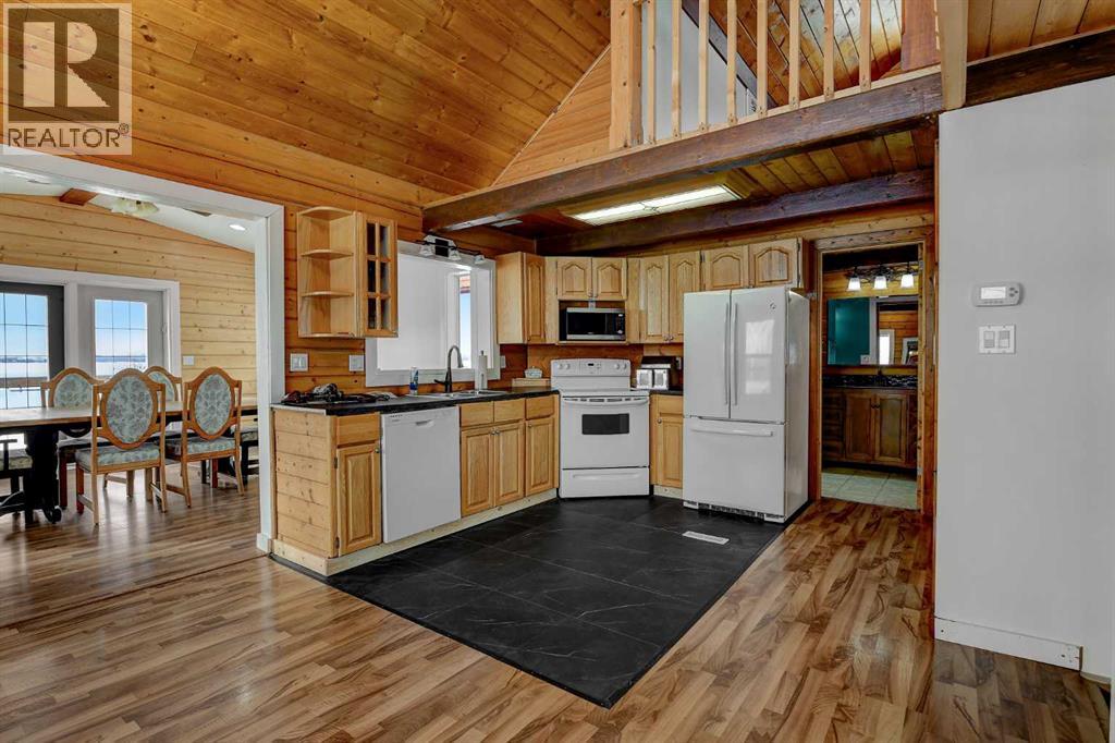 730080 Range Road 32, Teepee Creek, Alberta  T0H 0G0 - Photo 8 - A2290252