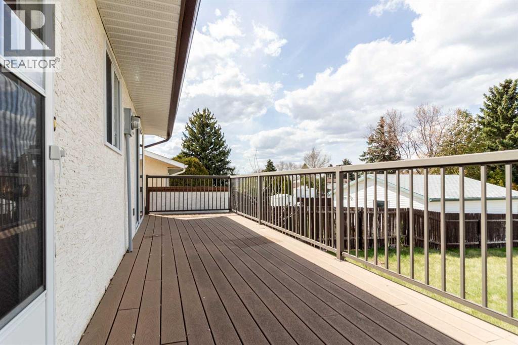 998 17 Street Ne, Medicine Hat, Alberta  T1C 1M6 - Photo 39 - A2309506