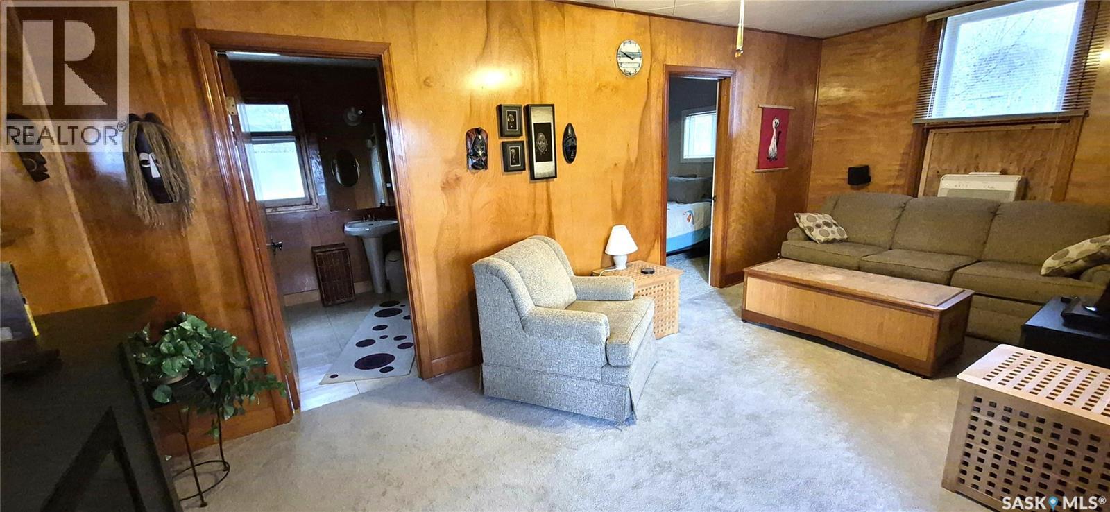 223 2nd Street E, Regina Beach, Saskatchewan  S0G 4C0 - Photo 6 - SK035629