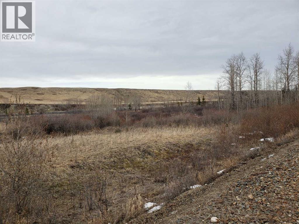 W:5 R:4 T:26 S:7 Q:se &ne,& NW, Rural Rocky View County, Alberta  T0L 1N0 - Photo 14 - A2188412
