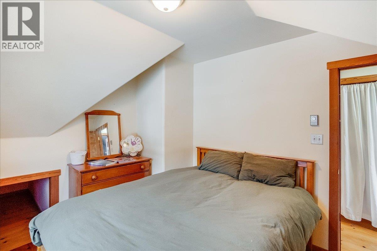 3918 Passmore Upper Road, Passmore, British Columbia  V0G 2J0 - Photo 34 - 10373029
