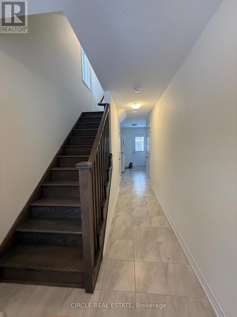 29 Hine Road, Brantford, Ontario  N3T 0W5 - Photo 2 - X13026728