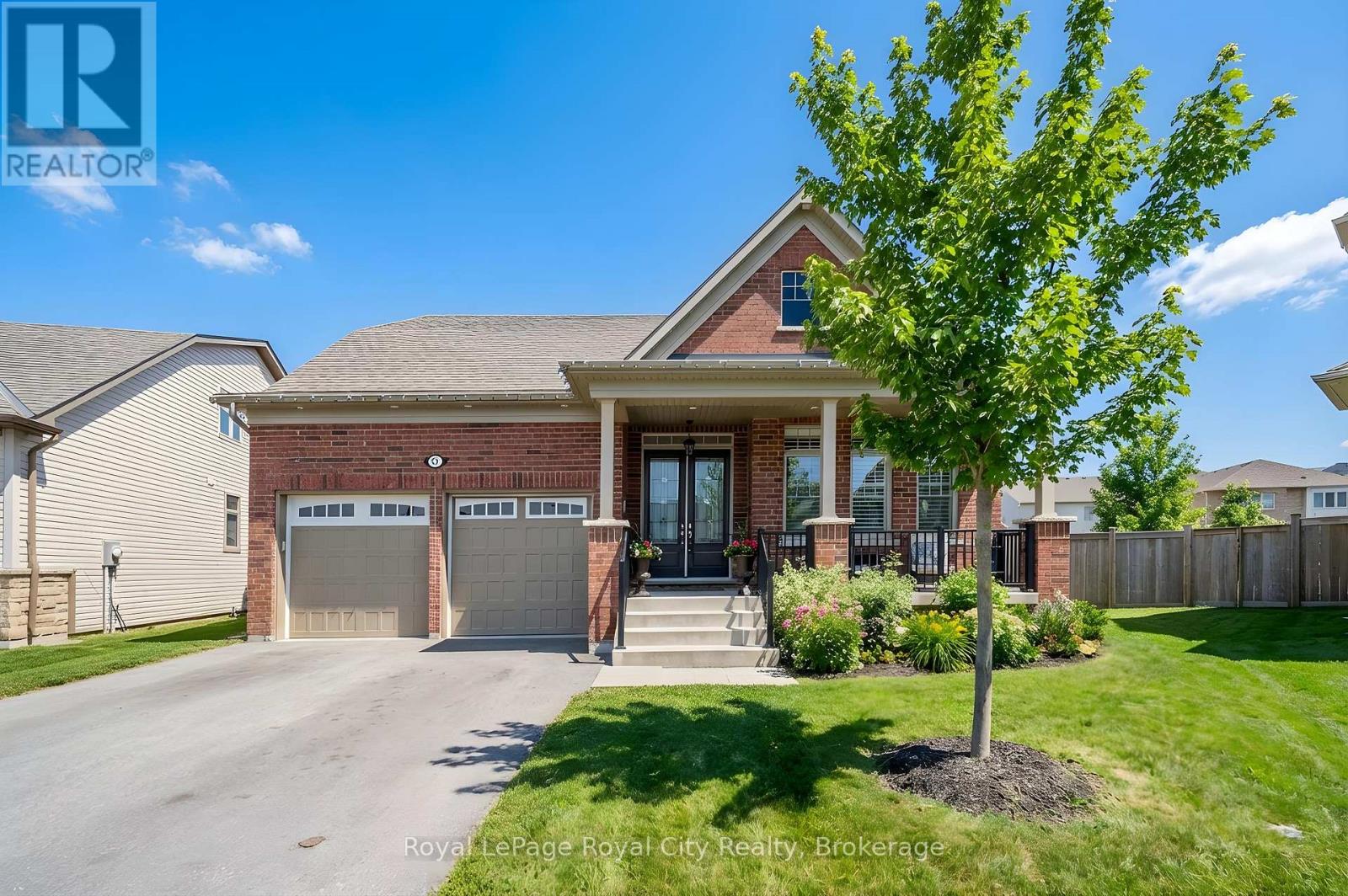 31 CONLIN COURT, Centre Wellington, Ontario