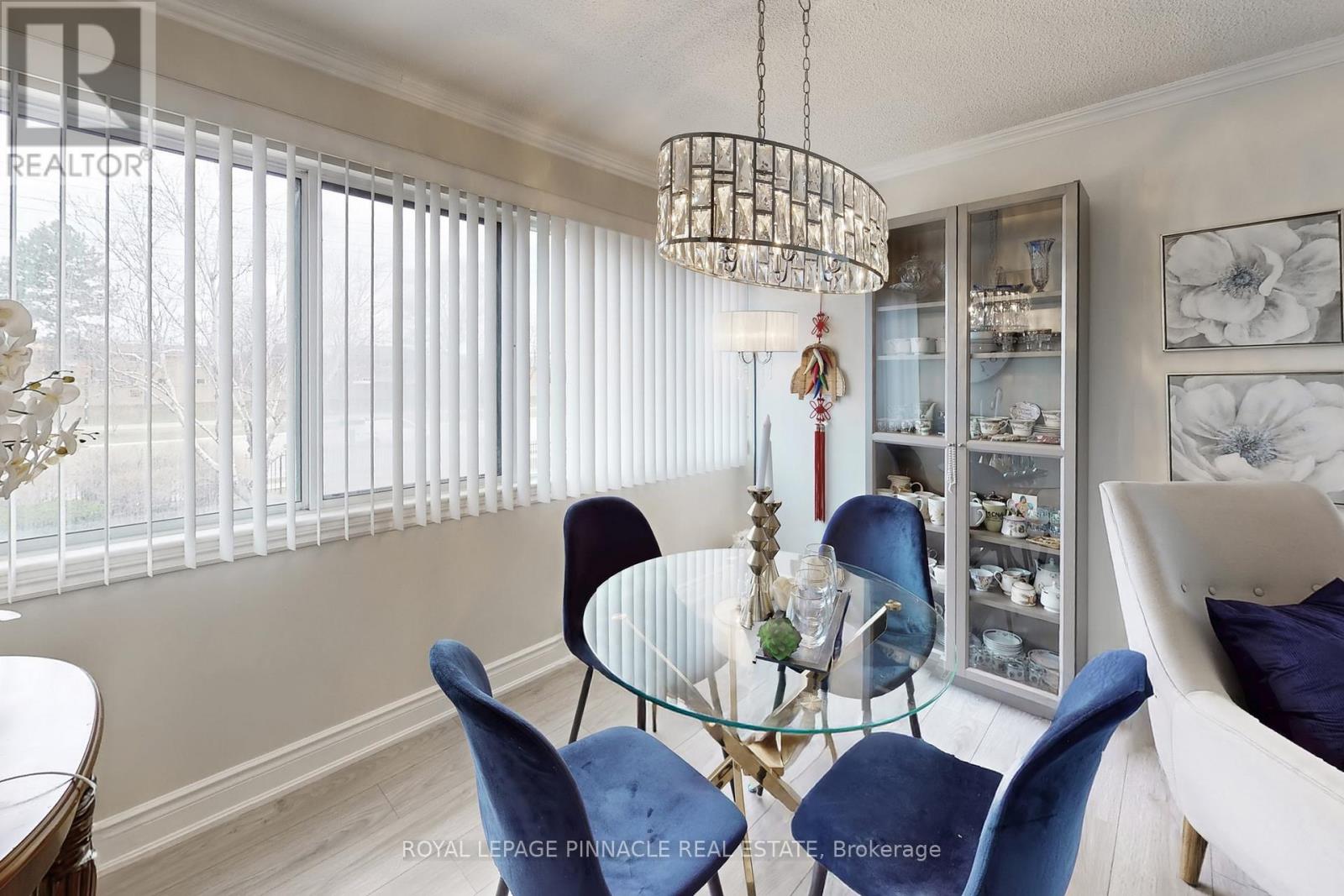 202 - 1300 Mississauga Valley Boulevard, Mississauga, Ontario  L5A 3S9 - Photo 16 - W12959232