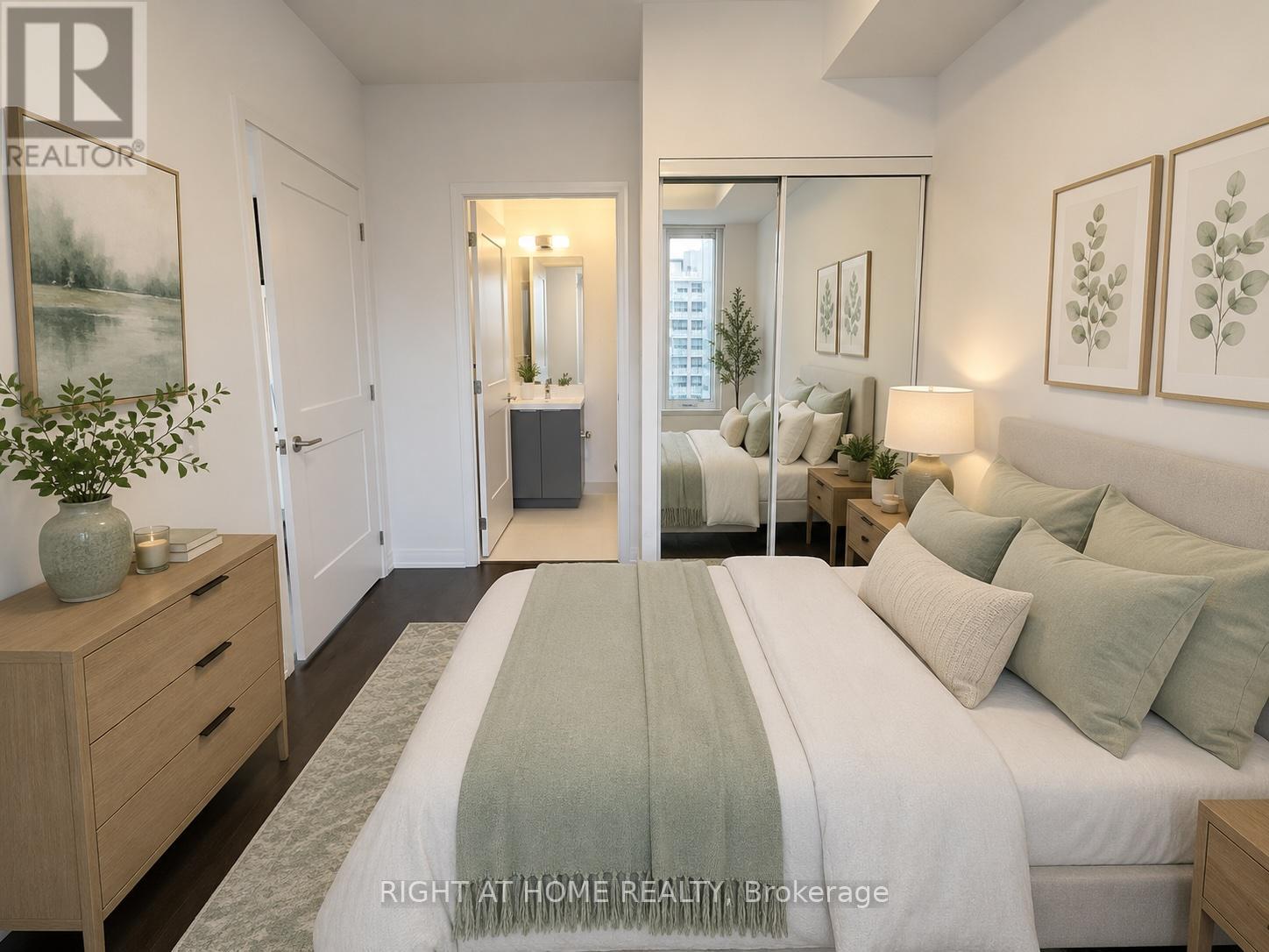 2612 - 50 Dunfield Avenue, Toronto, Ontario  M4S 3A4 - Photo 2 - C13116392