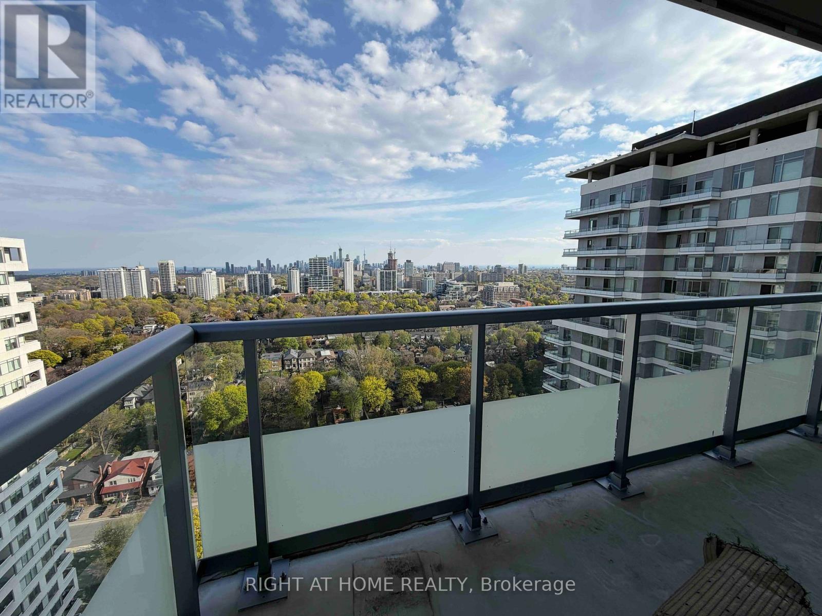 2612 - 50 Dunfield Avenue, Toronto, Ontario  M4S 3A4 - Photo 23 - C13116392