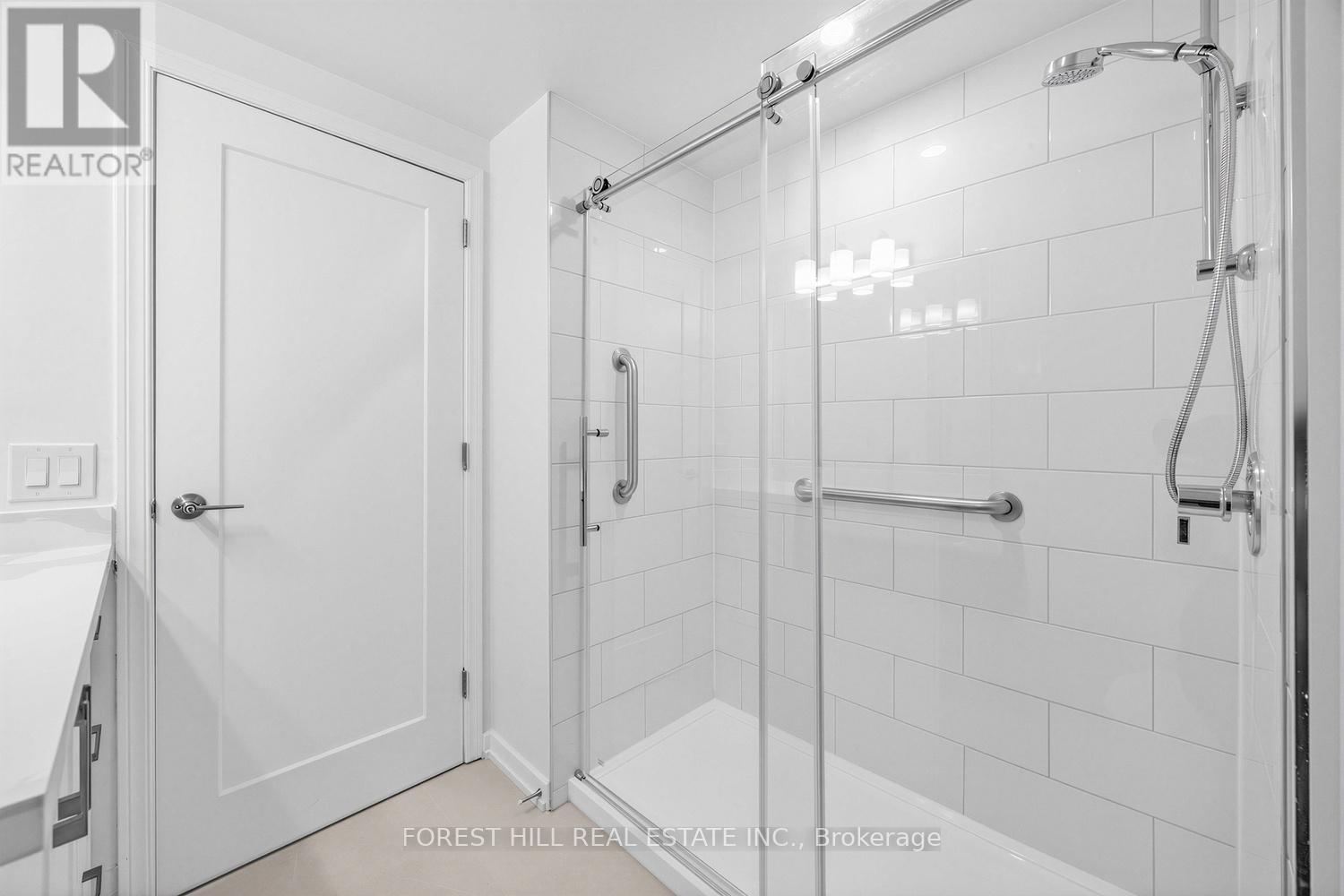 803-4 - 561 Avenue Road, Toronto, Ontario  M4V 2J8 - Photo 13 - C13116484