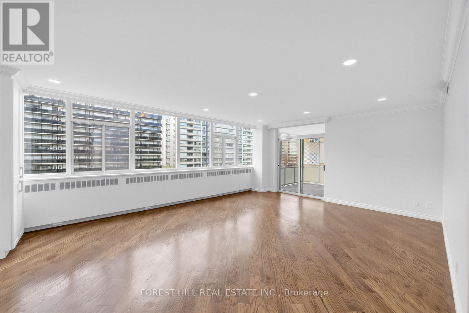 803-4 - 561 Avenue Road, Toronto, Ontario  M4V 2J8 - Photo 4 - C13116484