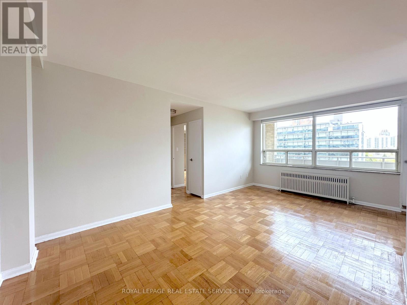 902 - 565 Avenue Road, Toronto, Ontario  M4V 2J9 - Photo 2 - C13116592