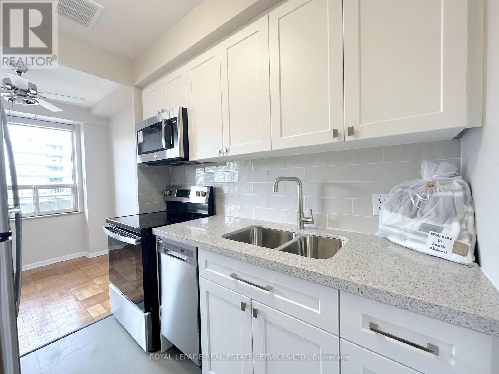902 - 565 Avenue Road, Toronto, Ontario  M4V 2J9 - Photo 4 - C13116592