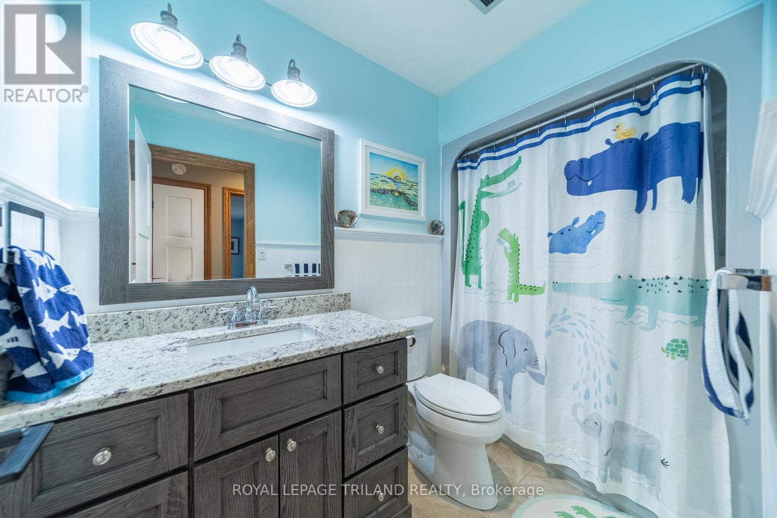 10441 Pinetree Drive, Lambton Shores, Ontario  N0M 1T0 - Photo 31 - X13105788