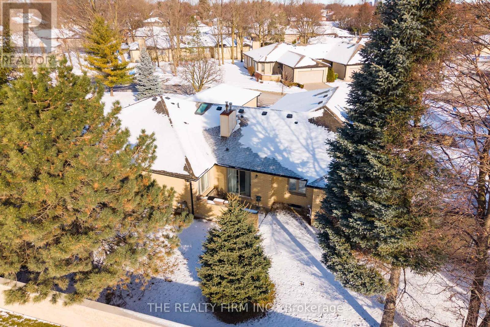 6 - 93 Pine Valley Gate, London South, Ontario  N6H 1L7 - Photo 25 - X12968288
