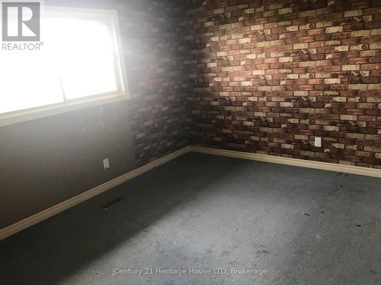 230 Hospital Drive, Fort Erie, Ontario  L2A 5X1 - Photo 11 - X13114958