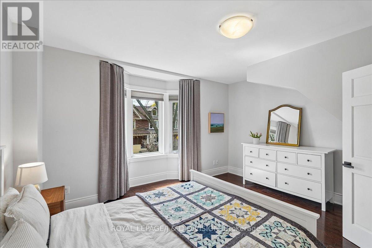 113 Langford Avenue, Toronto, Ontario  M4J 3E5 - Photo 15 - E13116374