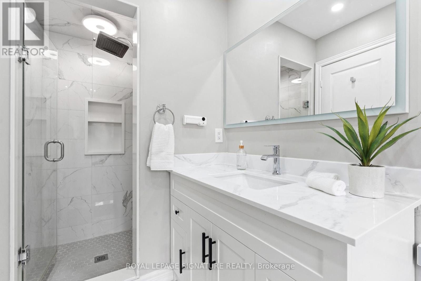 34 Keywood Street, Ajax, Ontario  L1Z 2E4 - Photo 22 - E13116412