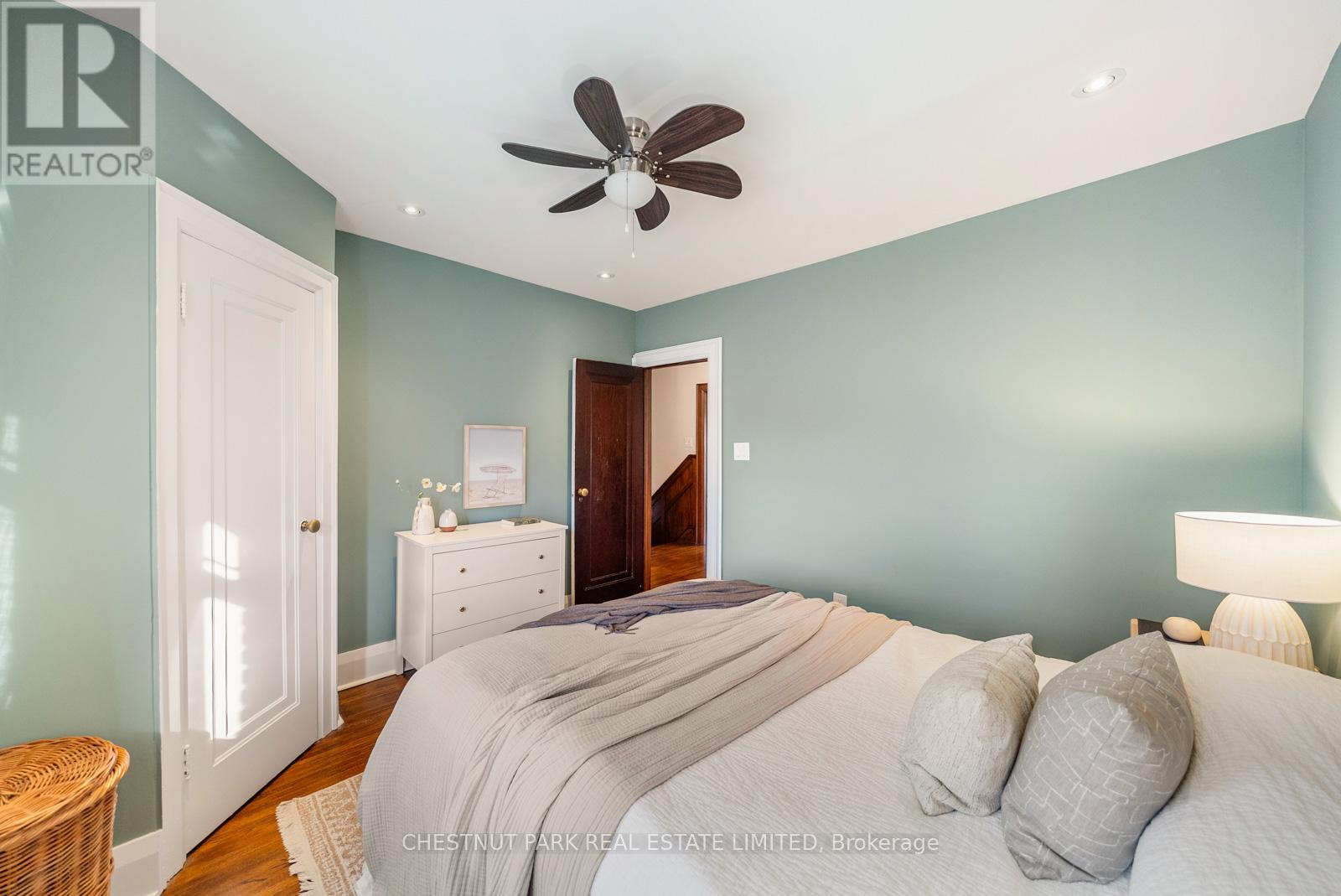 17 Glen Stewart Avenue, Toronto, Ontario  M4E 1P6 - Photo 31 - E13116556